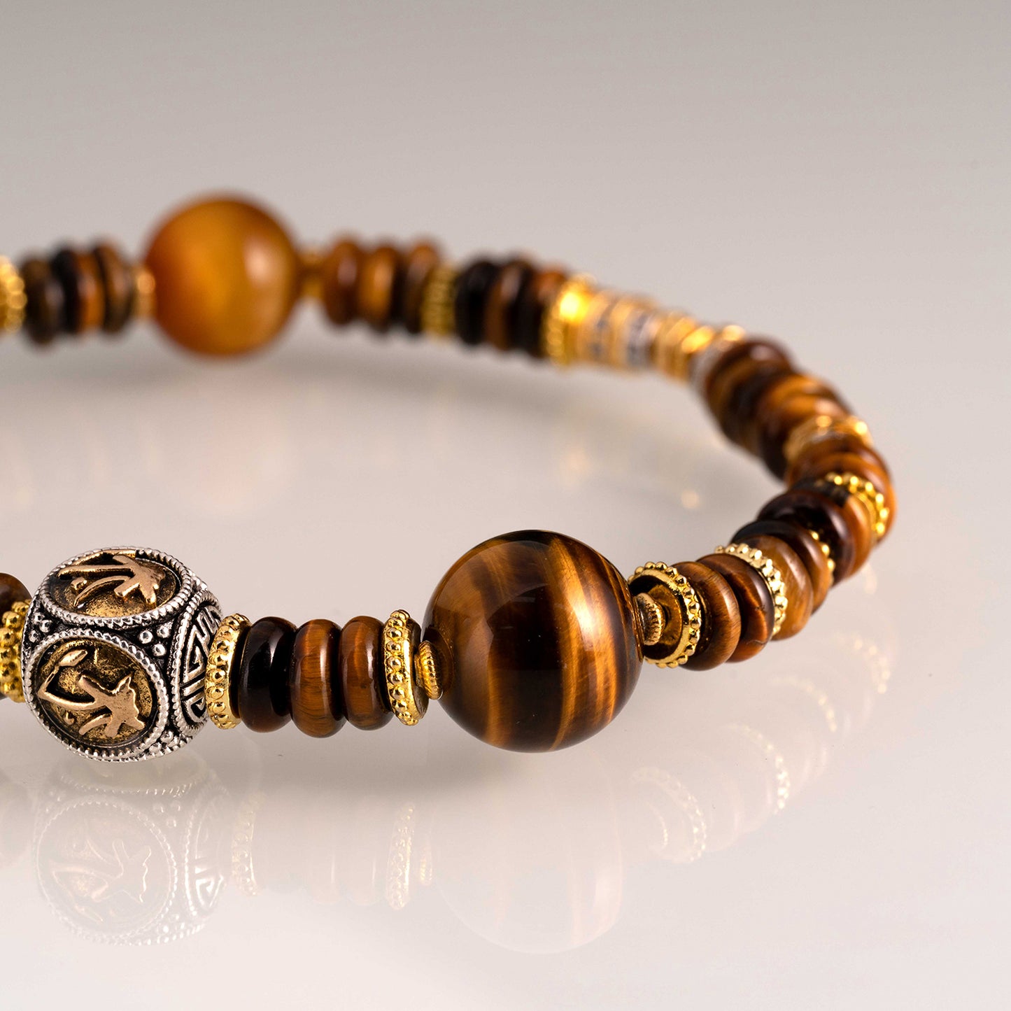 Zodiac Ox - 八百里